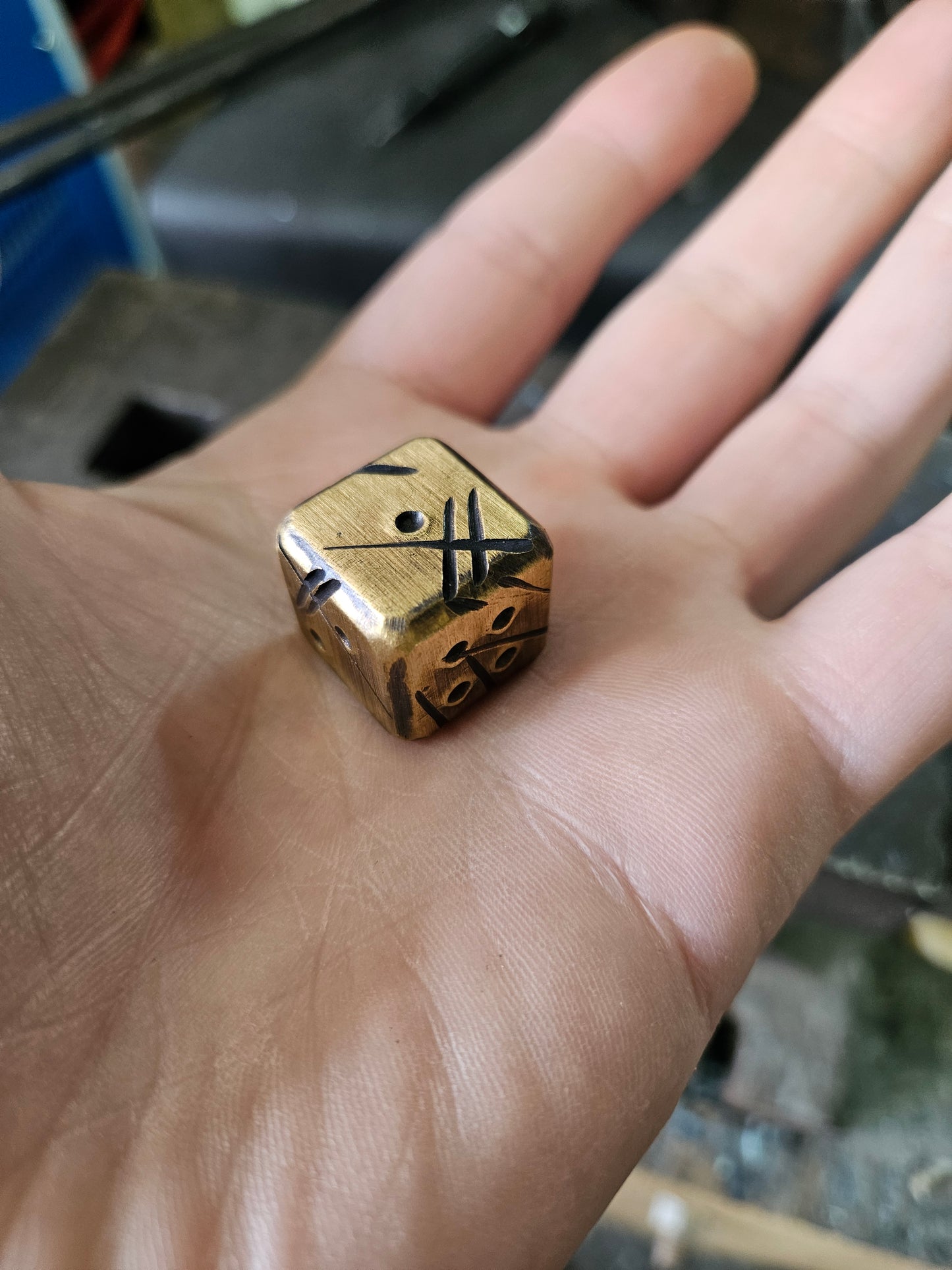 Brass Battle Scarred Dice