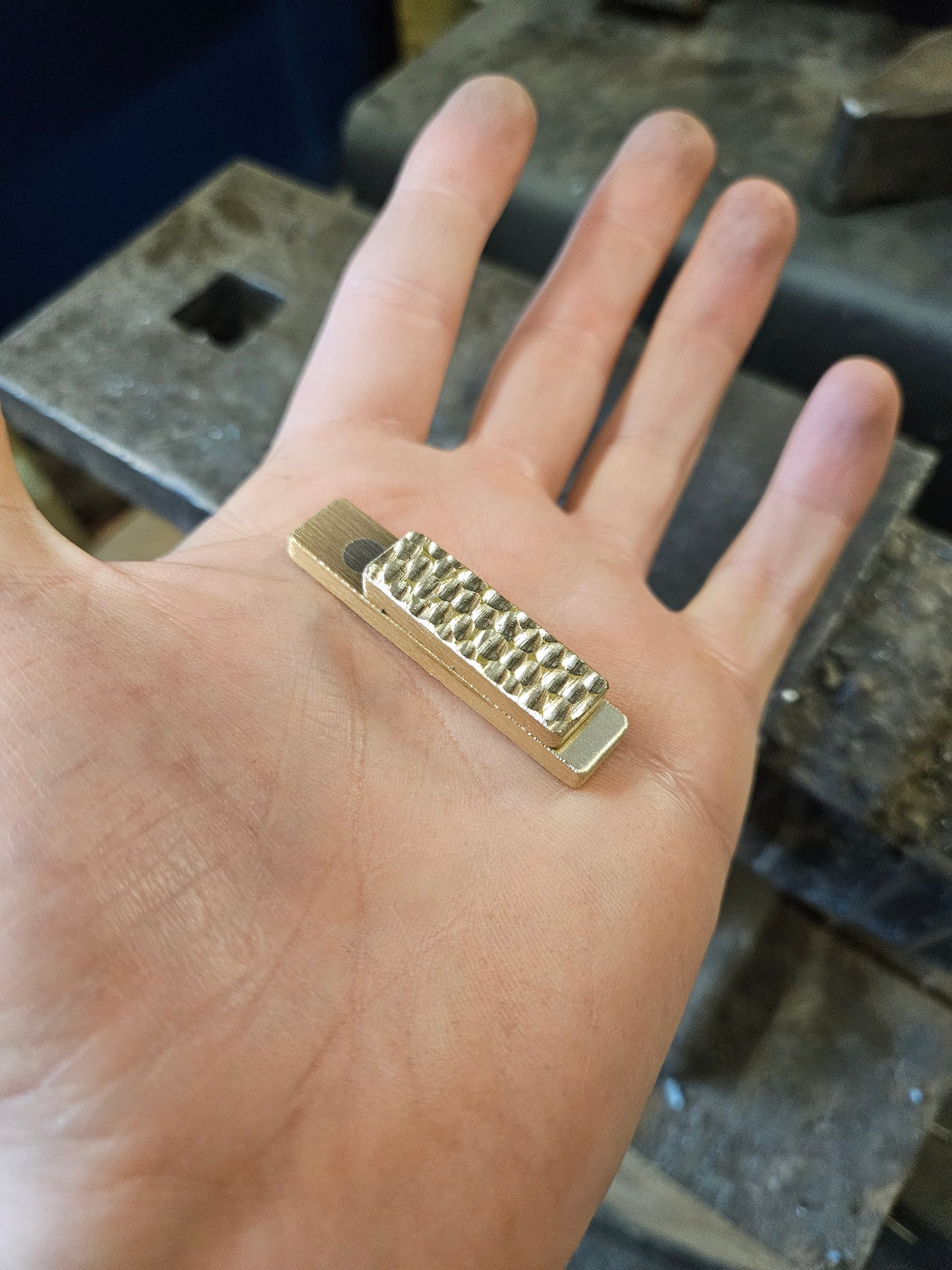 Brick & Bar Slider