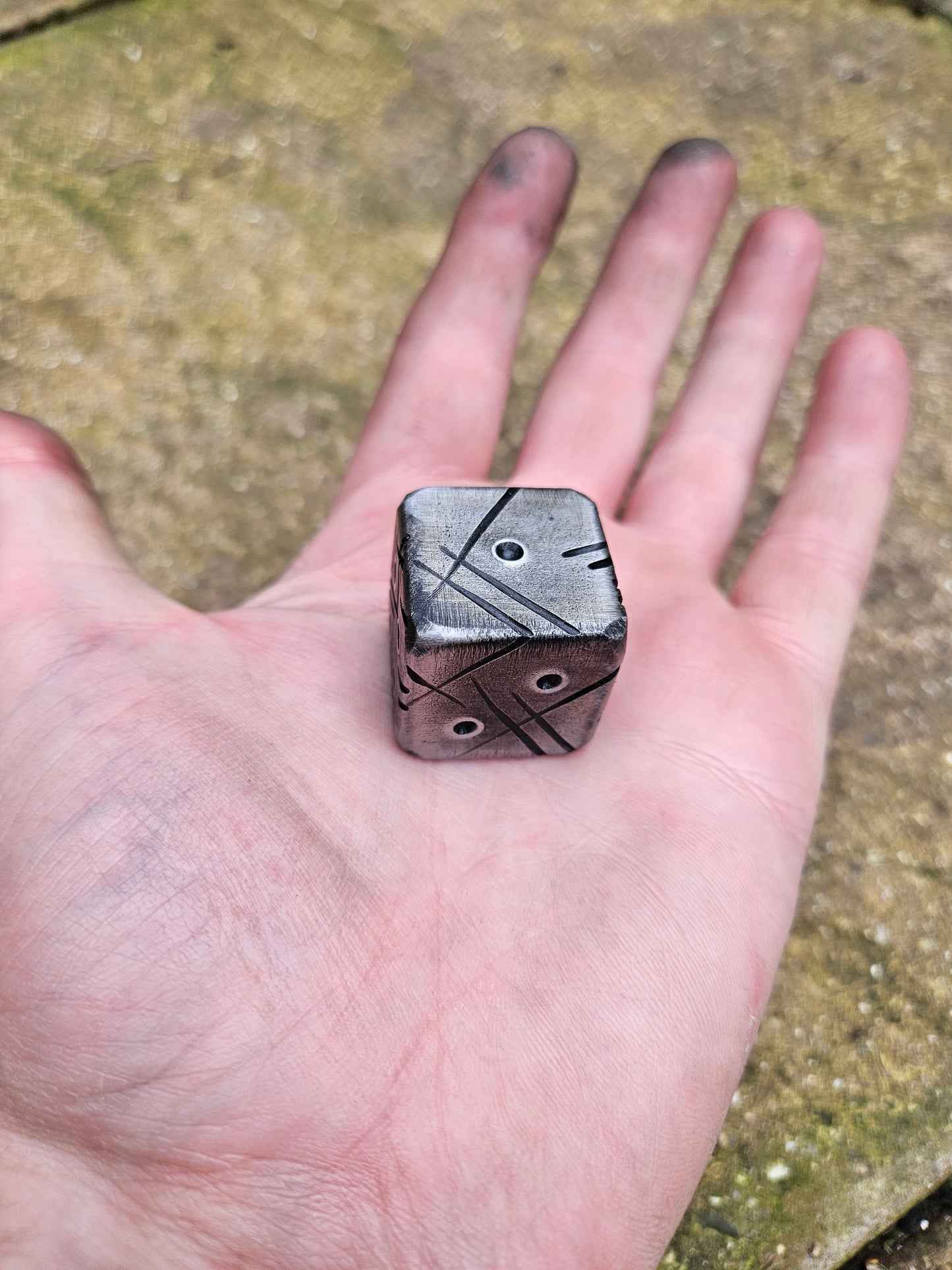 Large Battle Scarred Dice